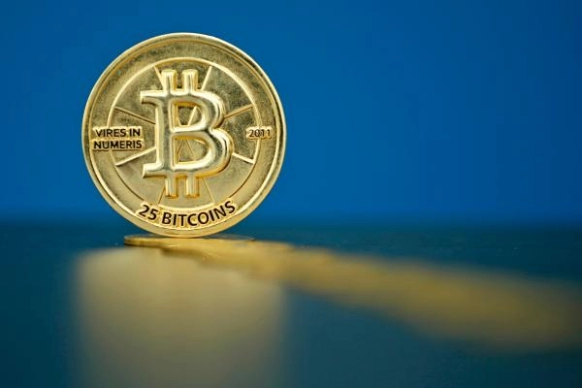 牢记心中！比特币最早多少钱一个（比特币的概念与诞生）_http://hlstnt.cn_币种信息_第1张