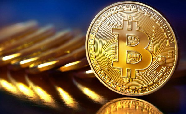 数字货币热潮：比特币刷新阶段新高纪录。